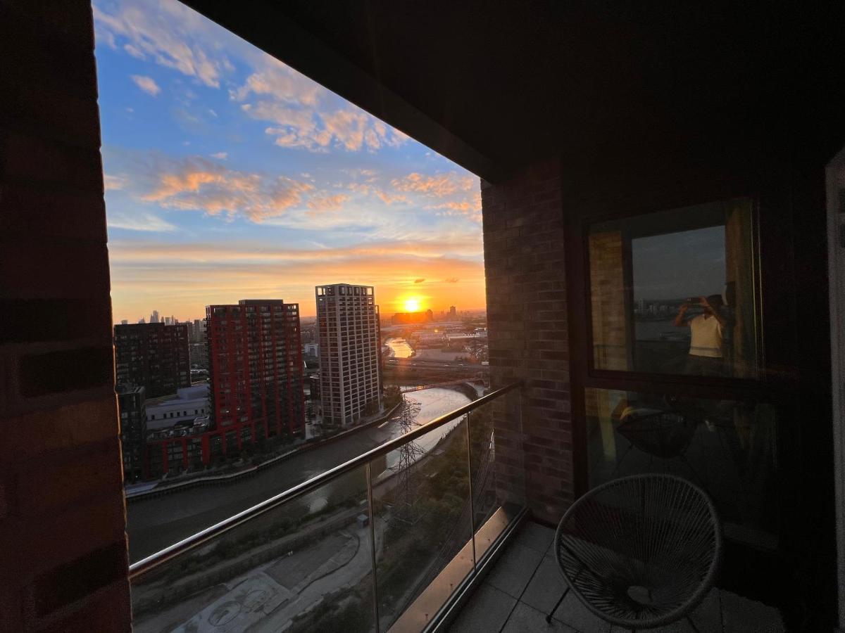 Ac Luxe Penthouse With Free Parking Apartment London Exterior photo