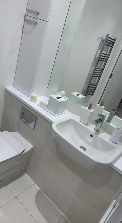 Ac Luxe Penthouse With Free Parking Apartment London Exterior photo