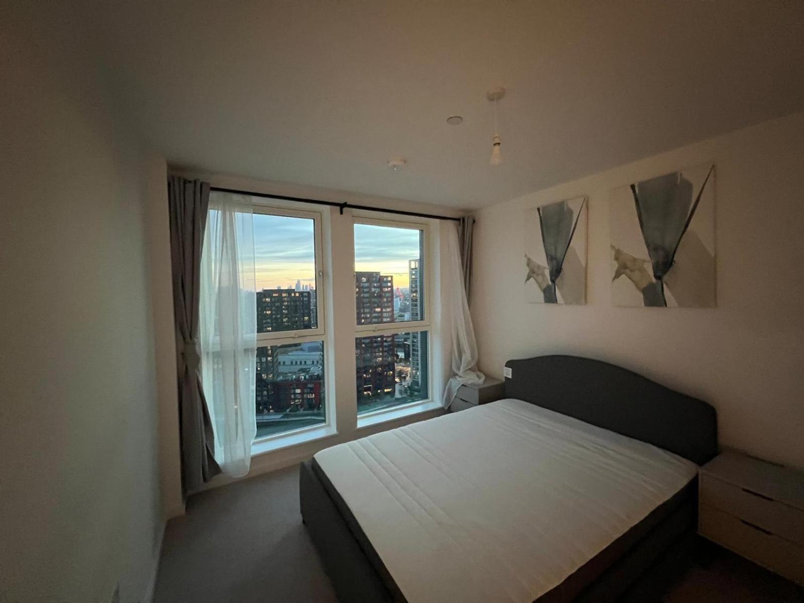 Ac Luxe Penthouse With Free Parking Apartment London Exterior photo